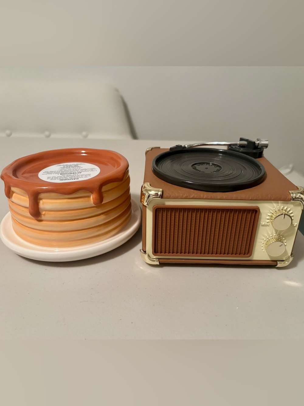 Bath & Body Works 3-Wick Candle Holder - Pancake Stack/Record Player